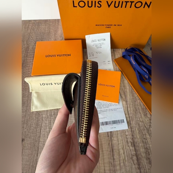Louis Vuitton Card Holder Recto Verso - Picture 5 of 11